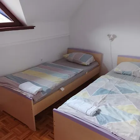 Pocitniska Hiska Ema Z Vkljucenimi Kartami Za Terme Сasa de vacaciones